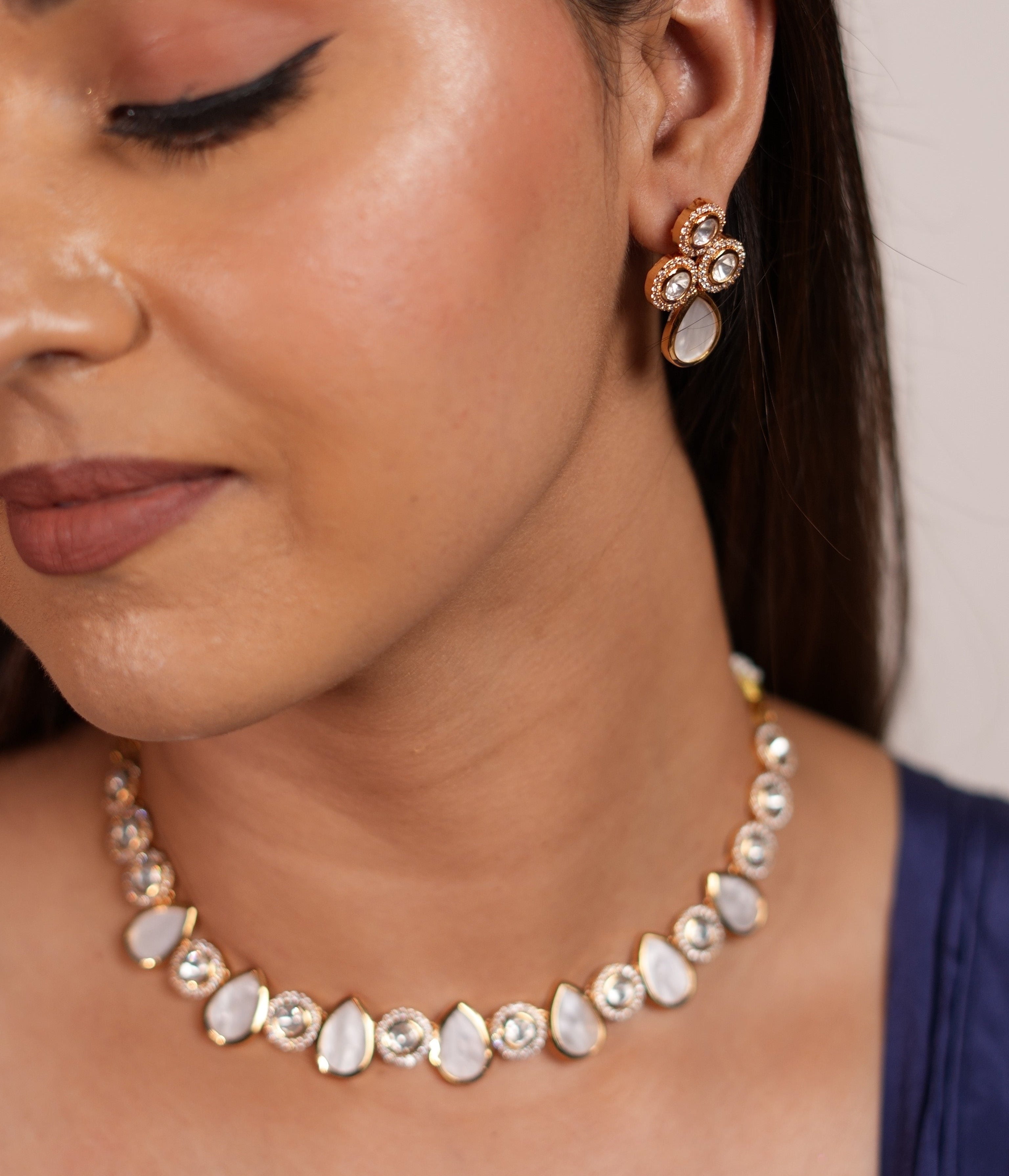 Teardrop Motherpearl Polki Necklace Set