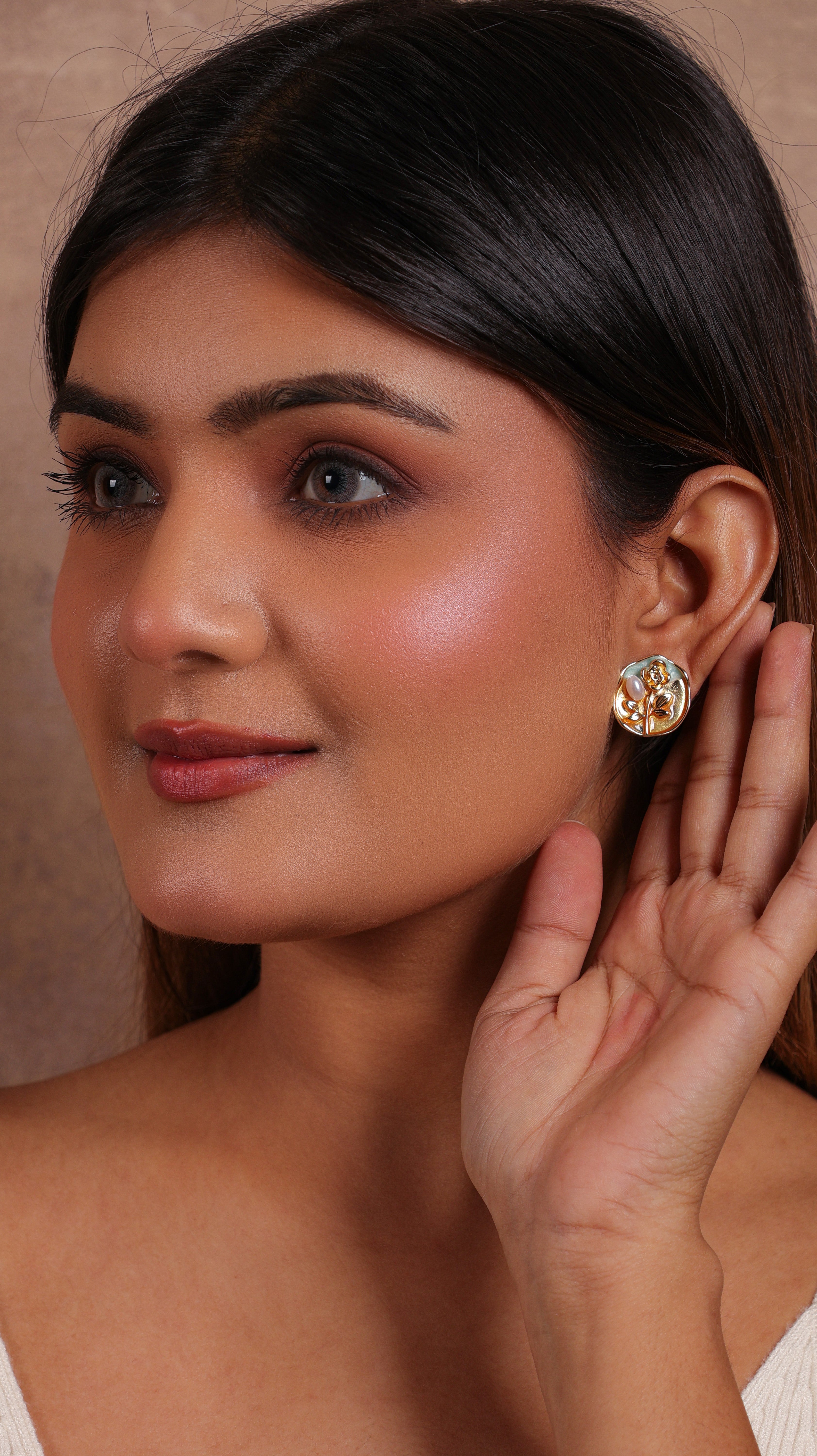 Petite charm studs