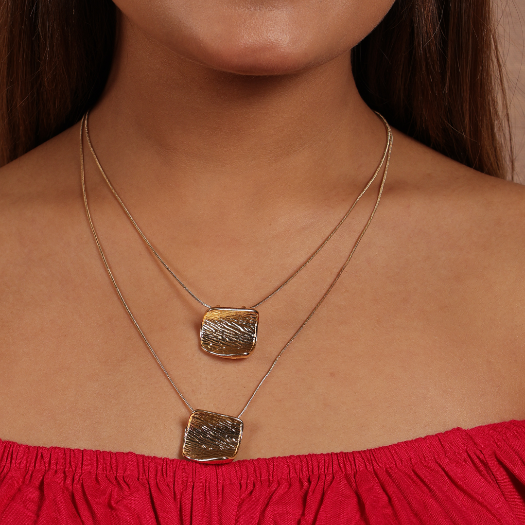 Double Arc Pendant
