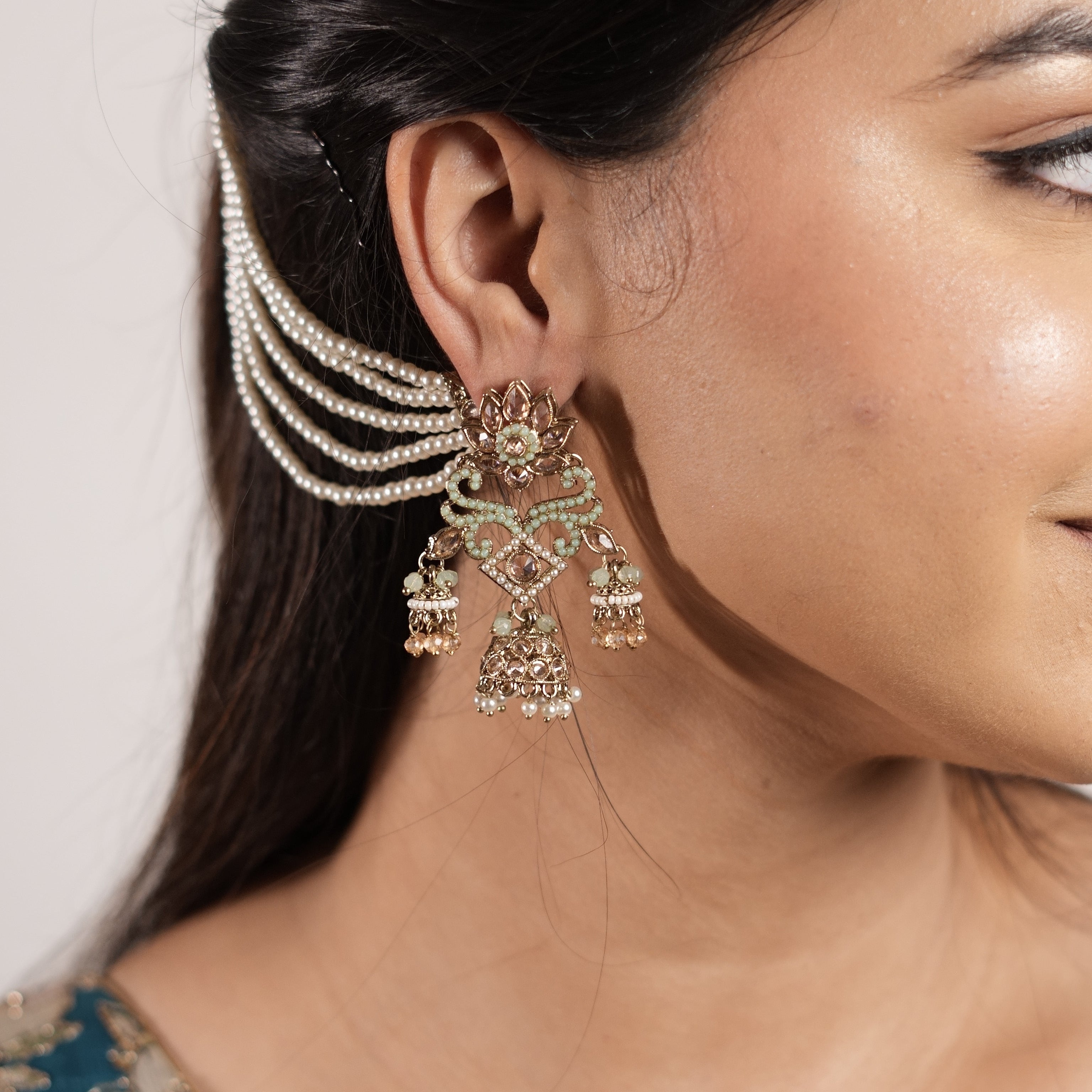 Radiance Jhumka with Kaanchain