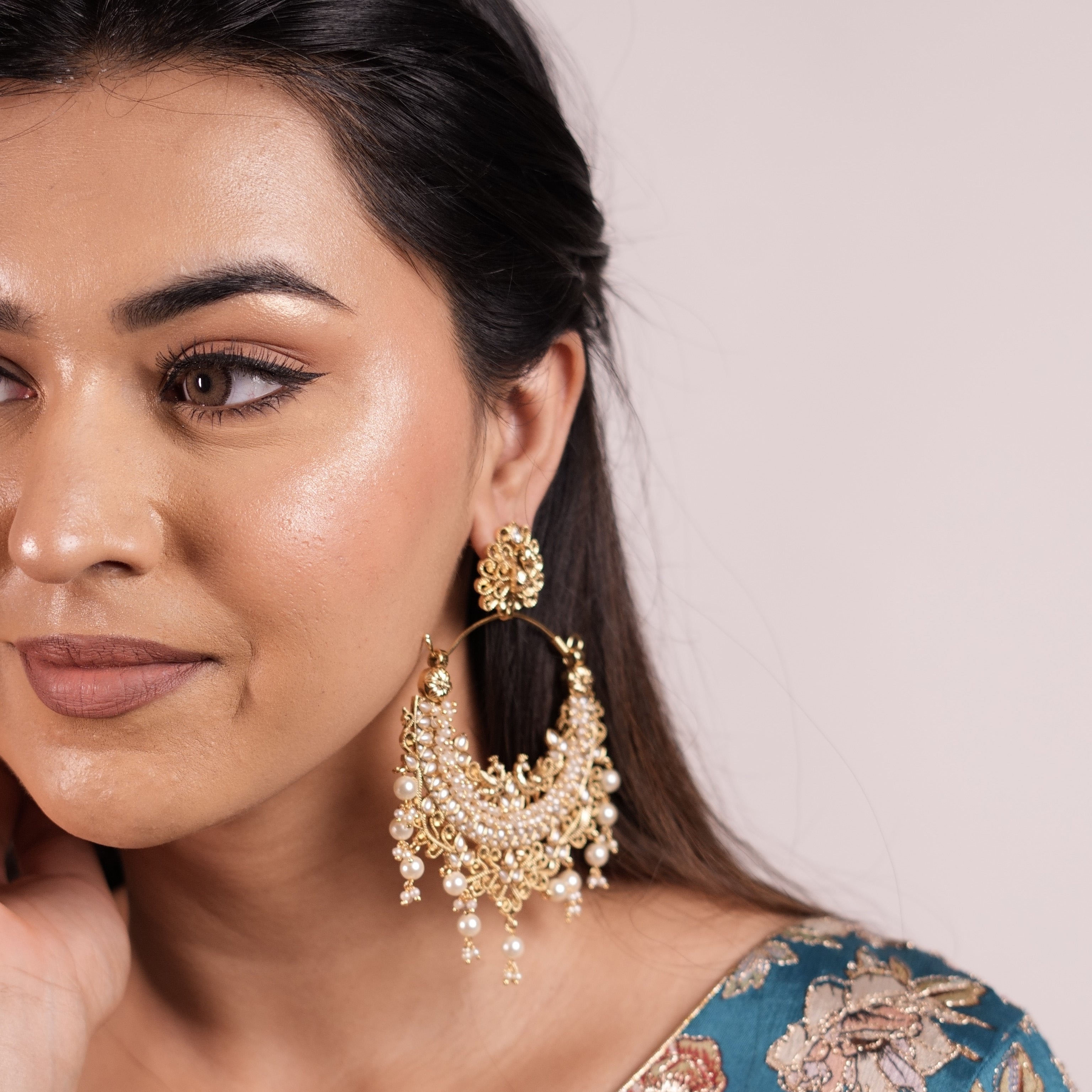 Madhuri Moti Jhumka