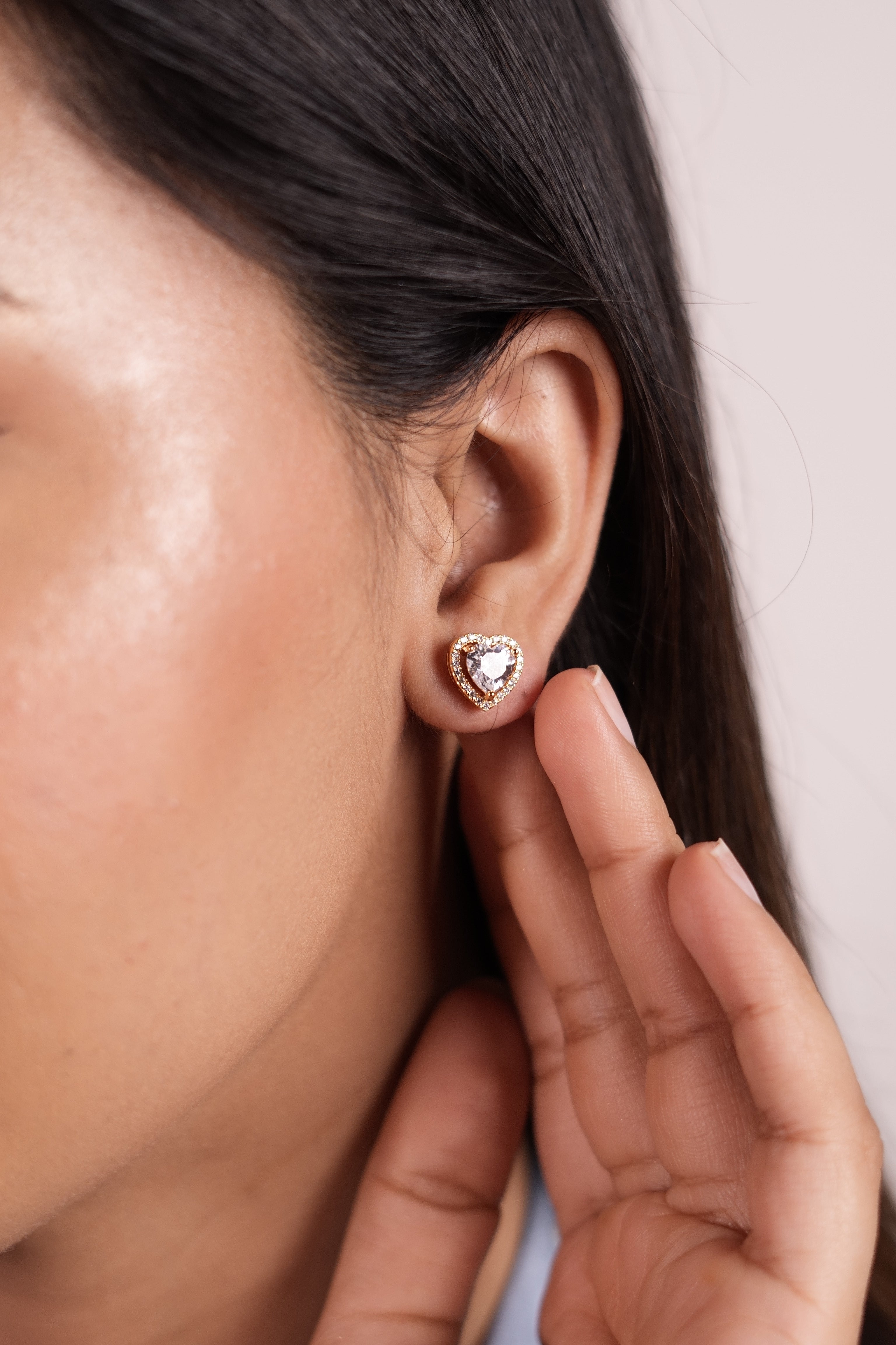 Gold Heart Jacket Solitaire Stud