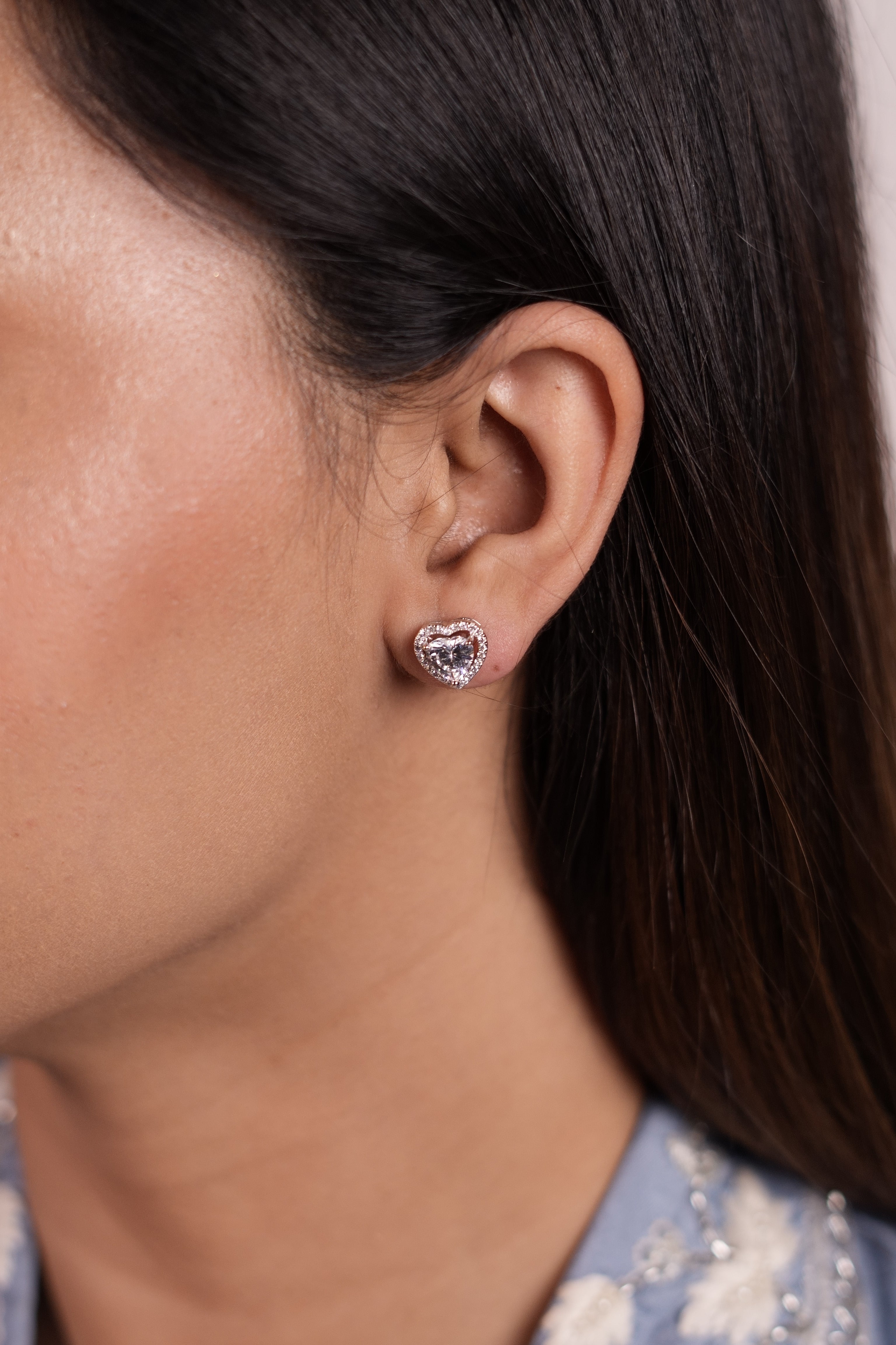Heart Jacket Platinum Solitaire Stud