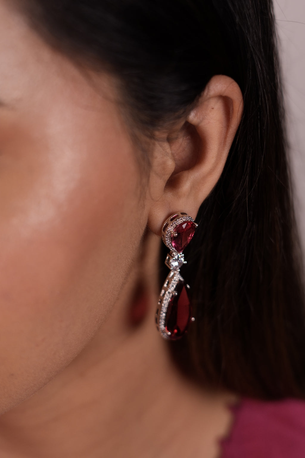 Red sapphire teardrop