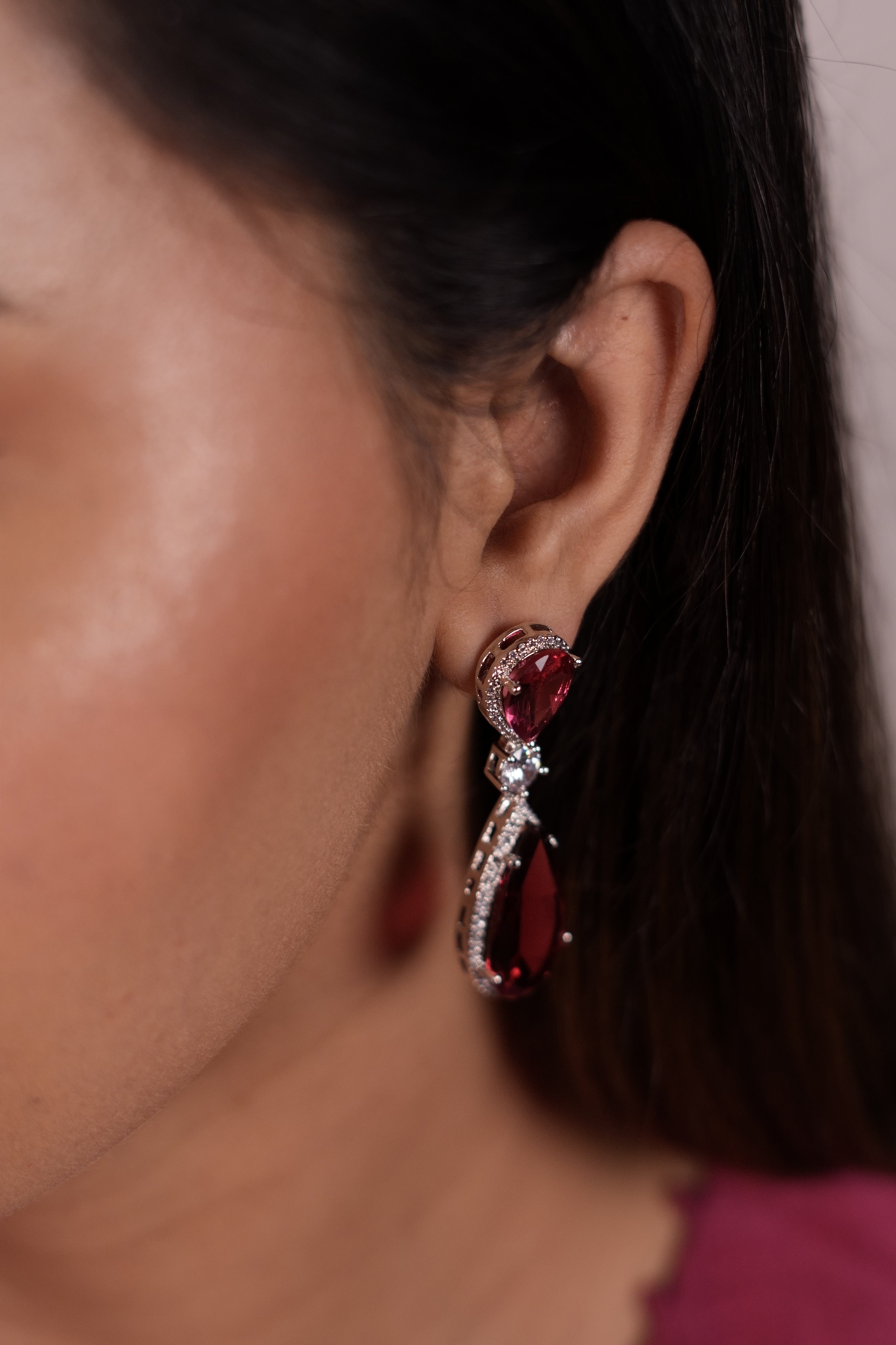 Red sapphire teardrop
