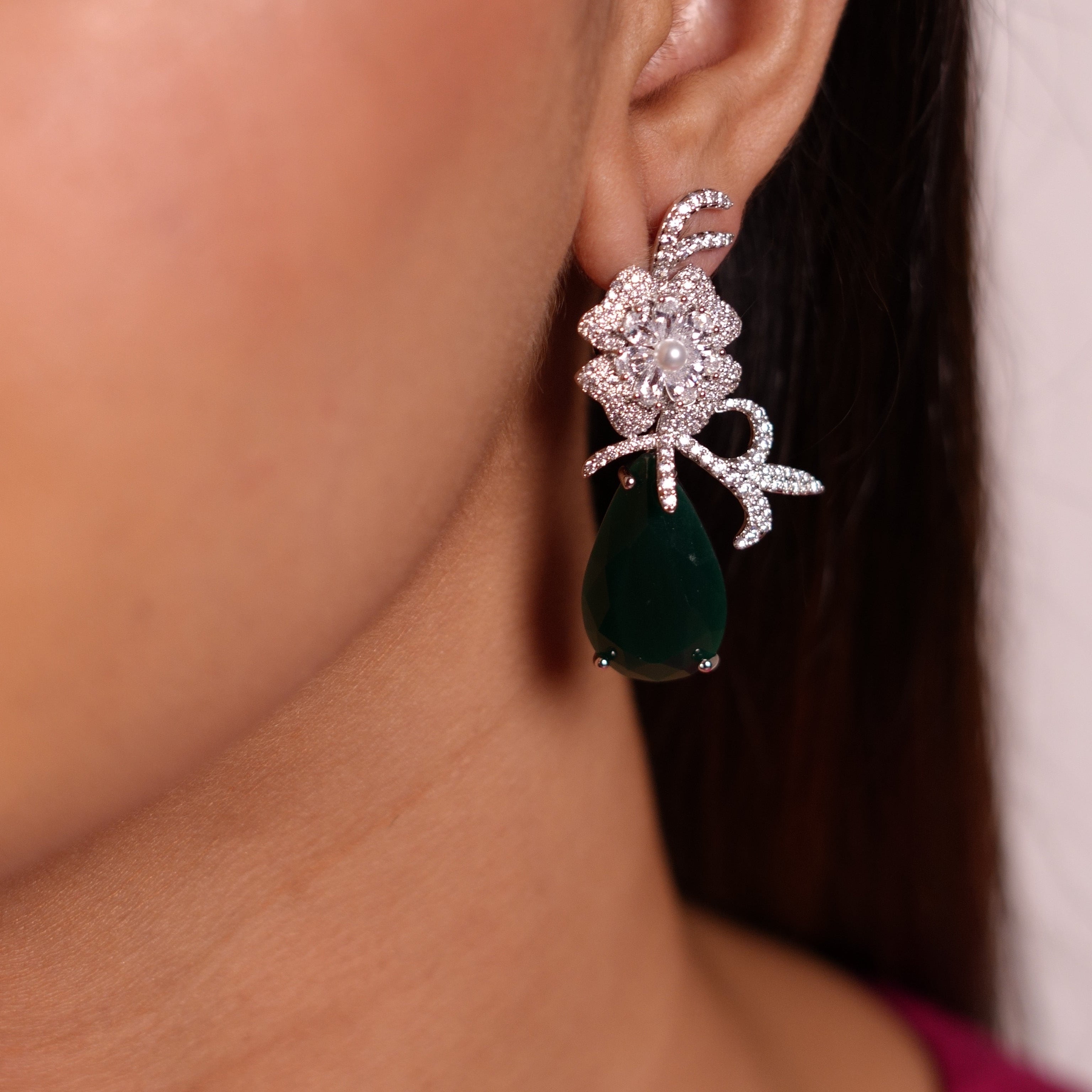 CZ green dewdrop grace