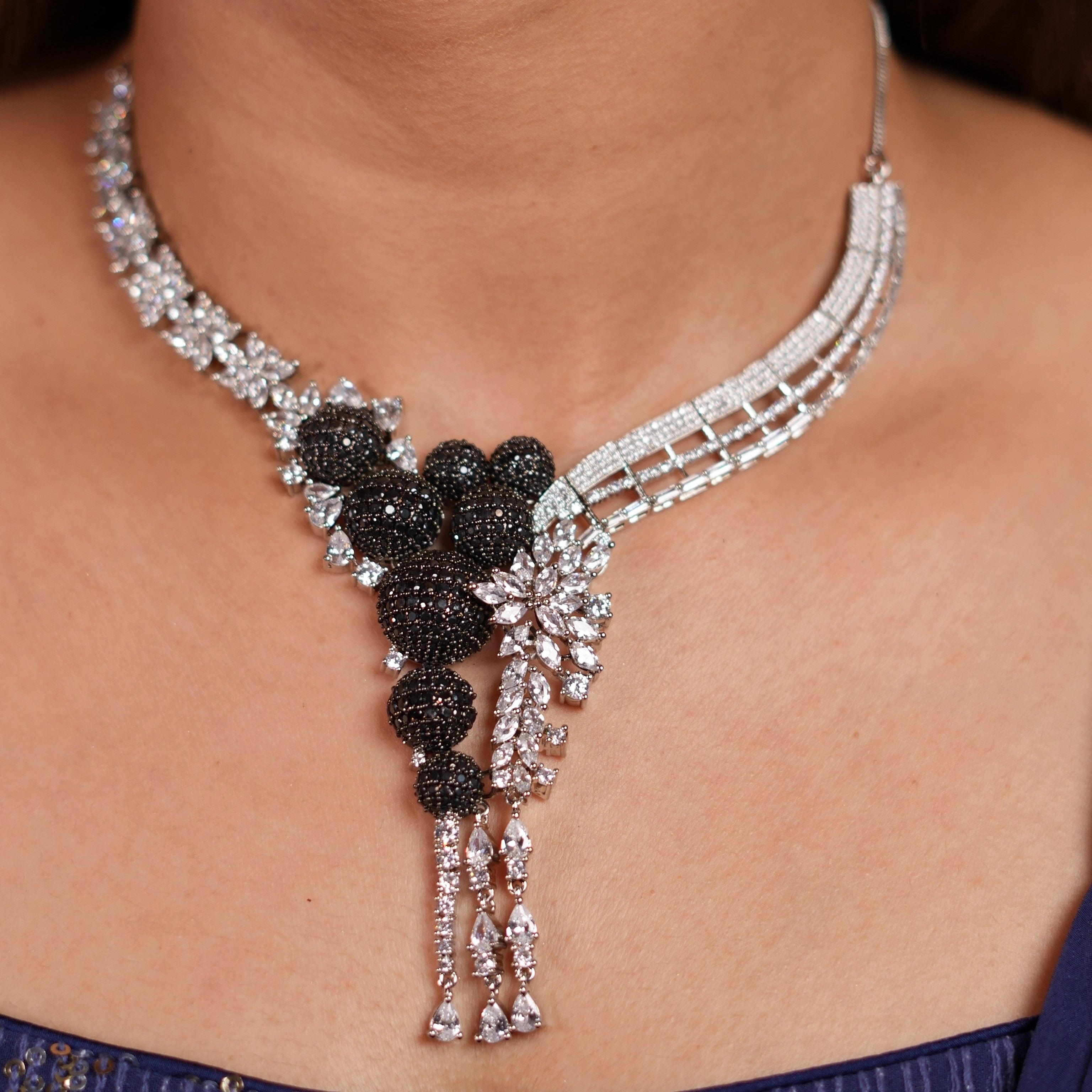Starlit Noir Necklace