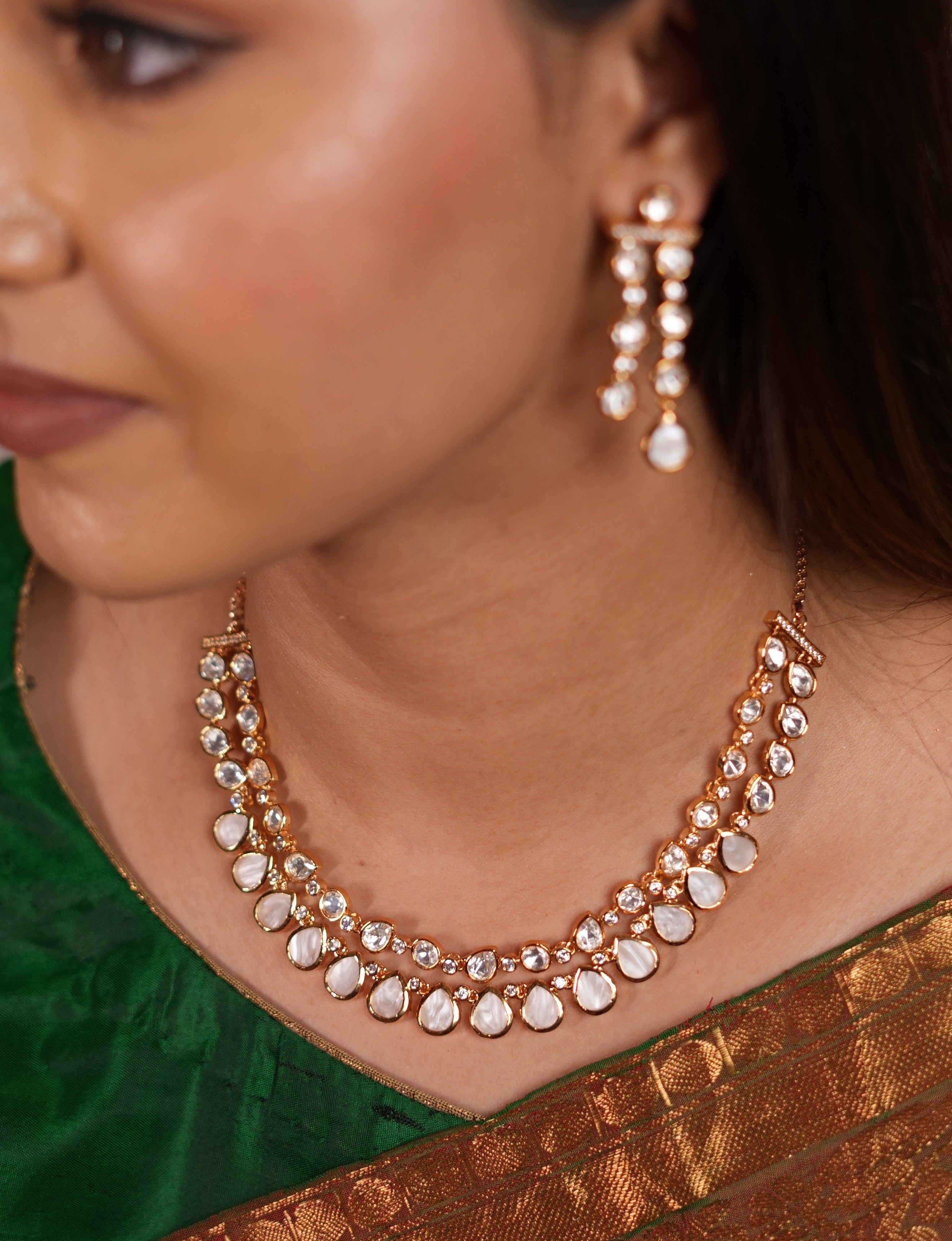 Polki Teardrop Motherpearl Necklace Set