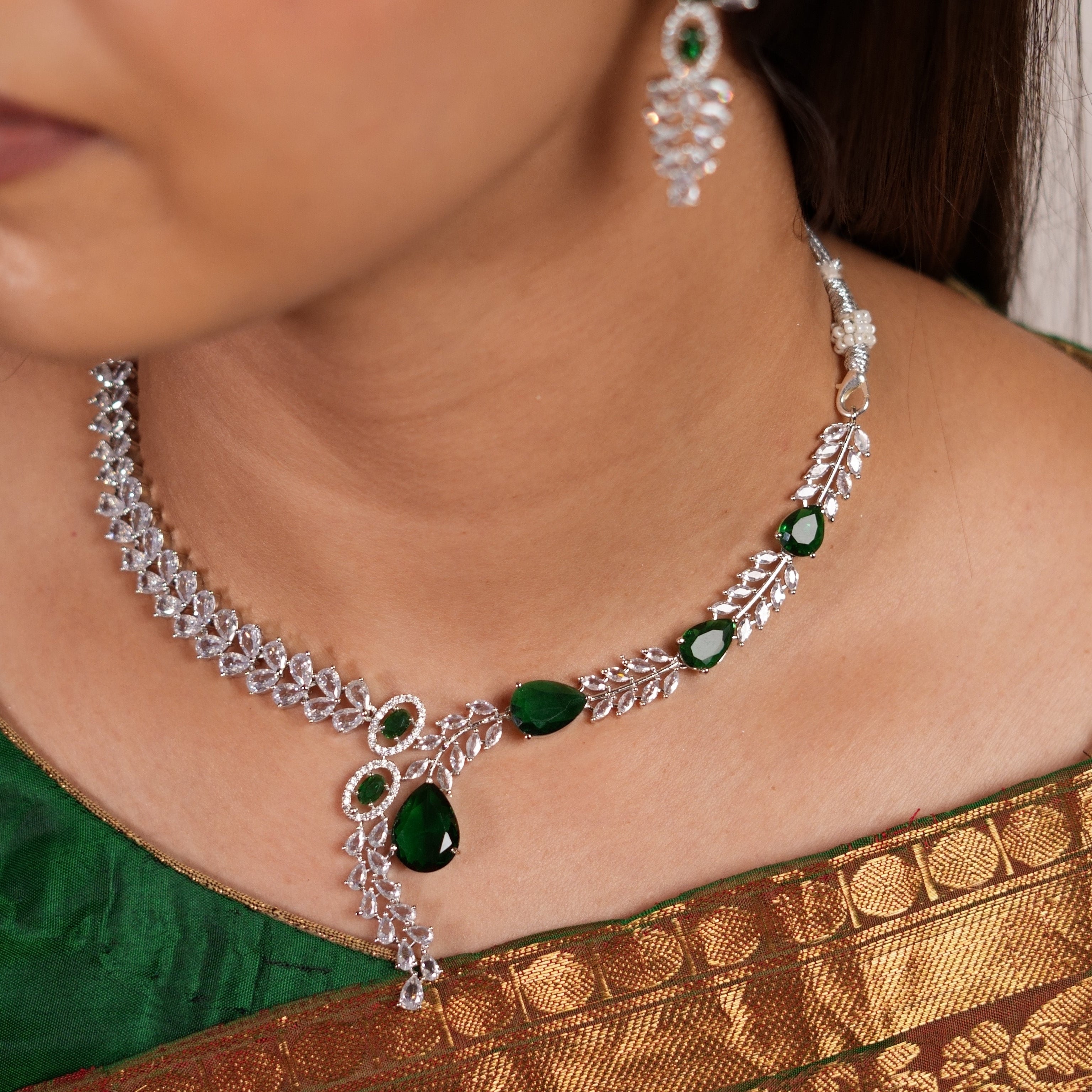 Leafy Radiance Emerald Necklace