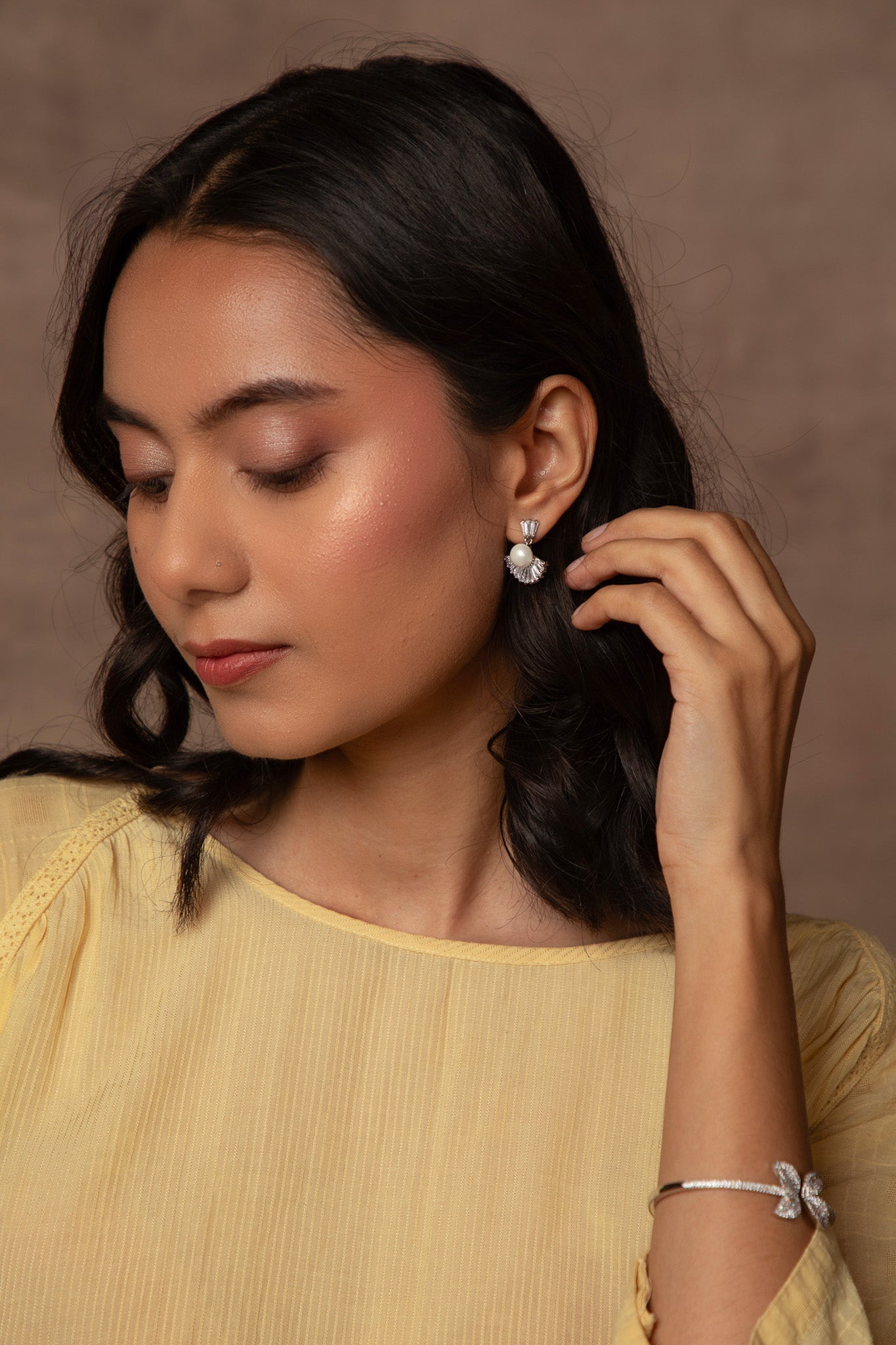 Pearl Solitaire Earring