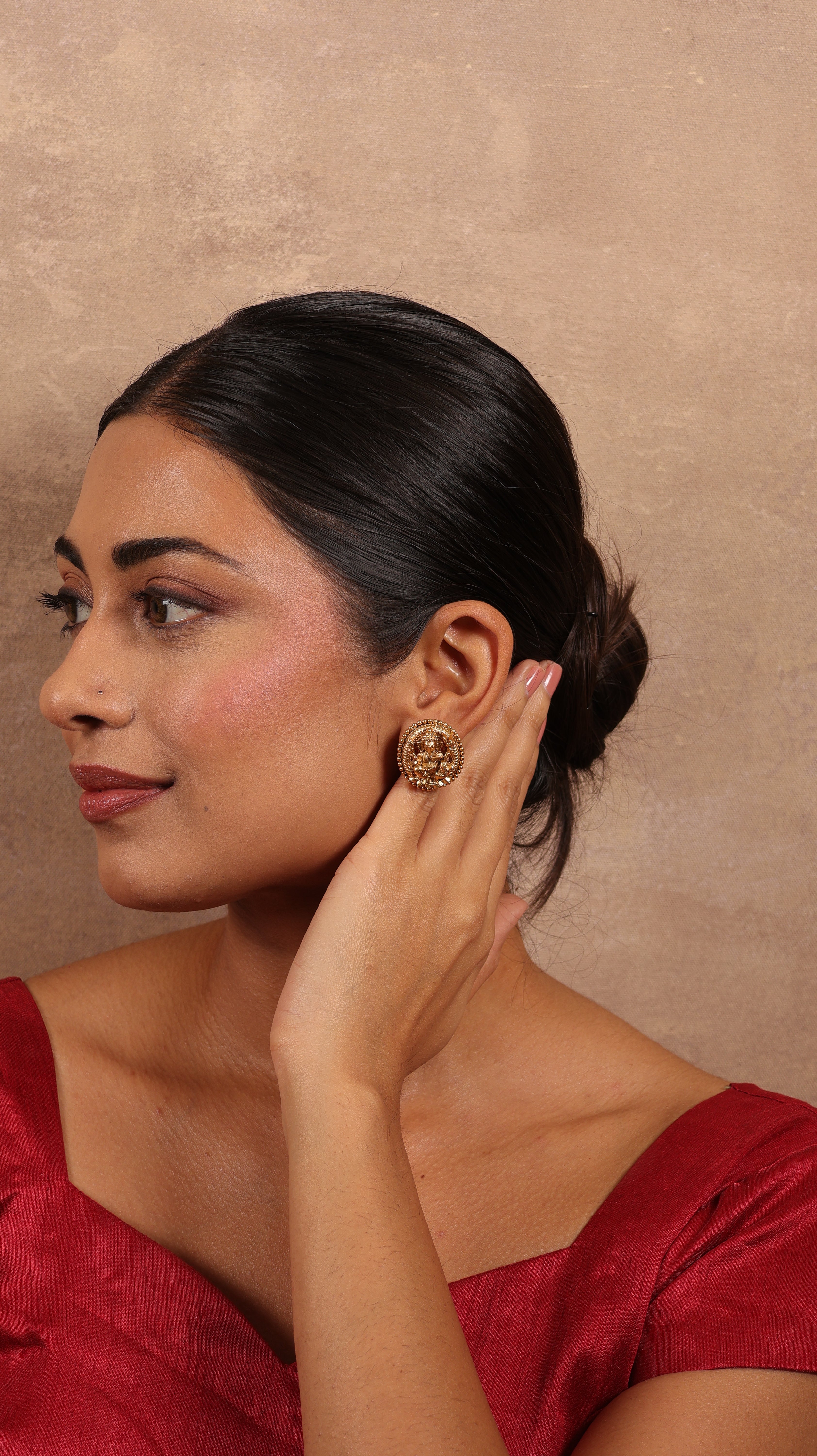 Vinayaka Studs