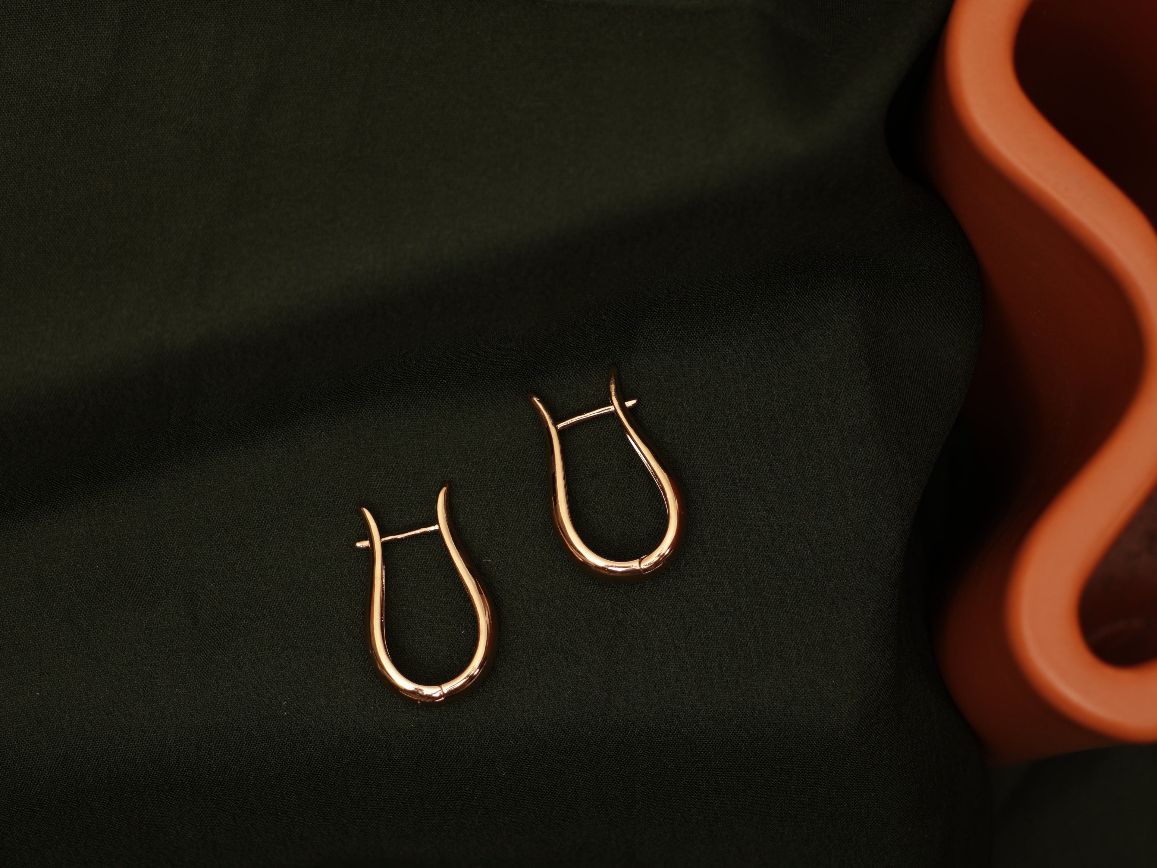 Classic Curve Hoops