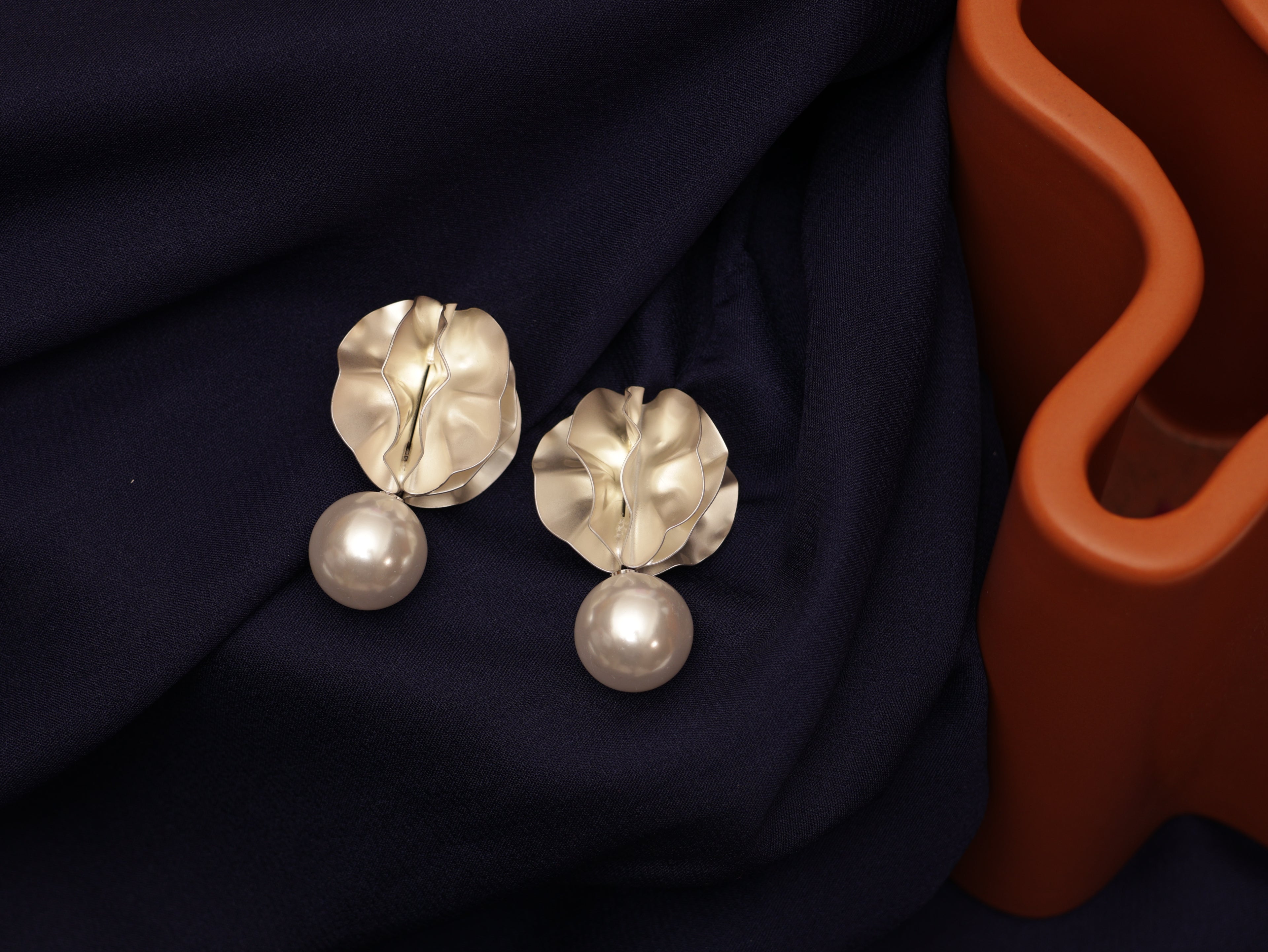 Serene Pearl Statement