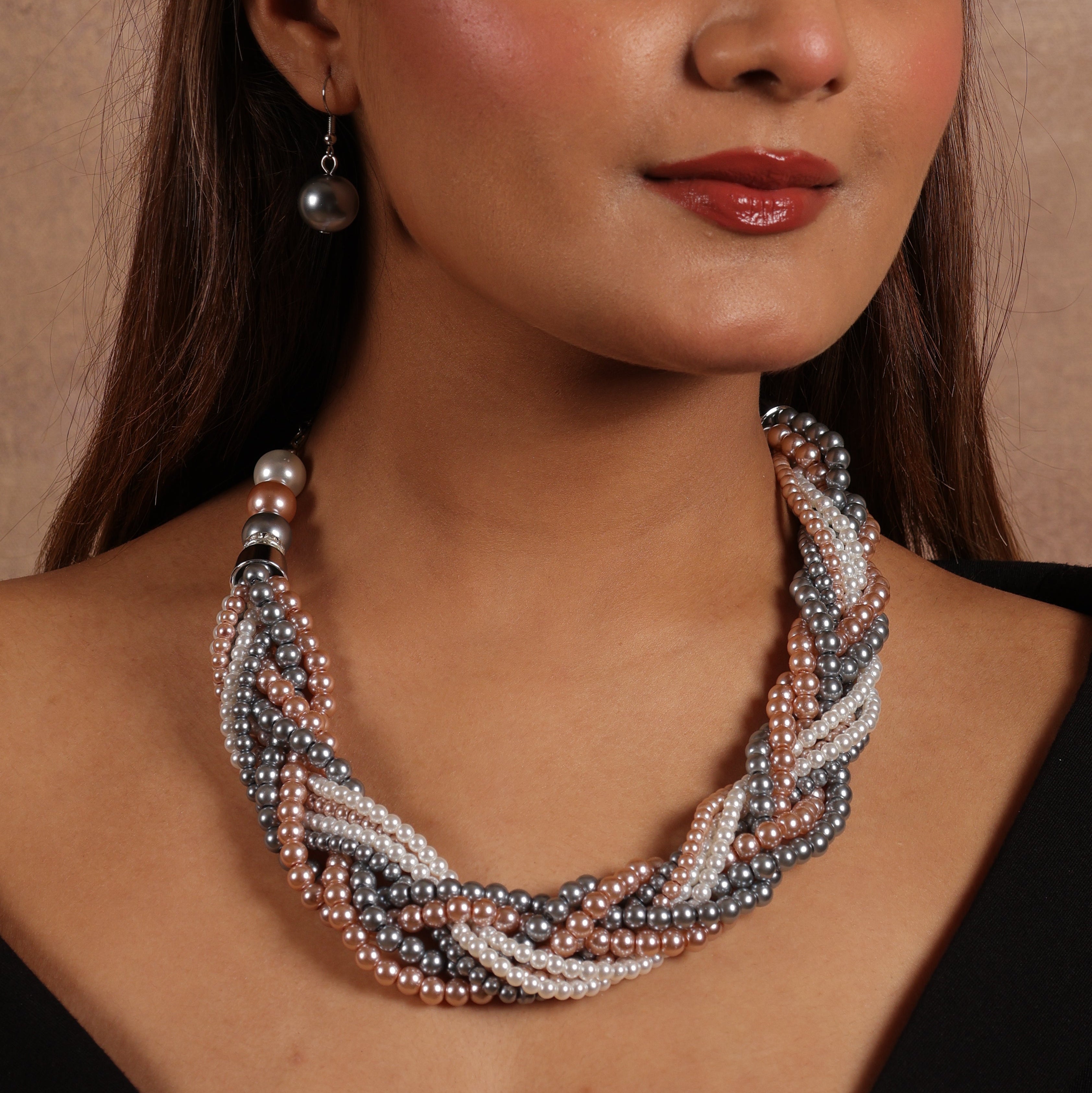Braided pearl neckpiece