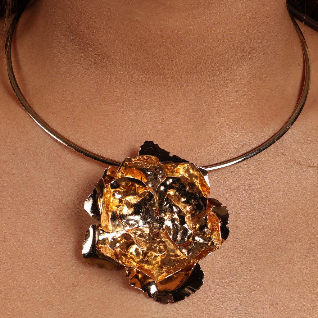 Molten Flower Necklace Set
