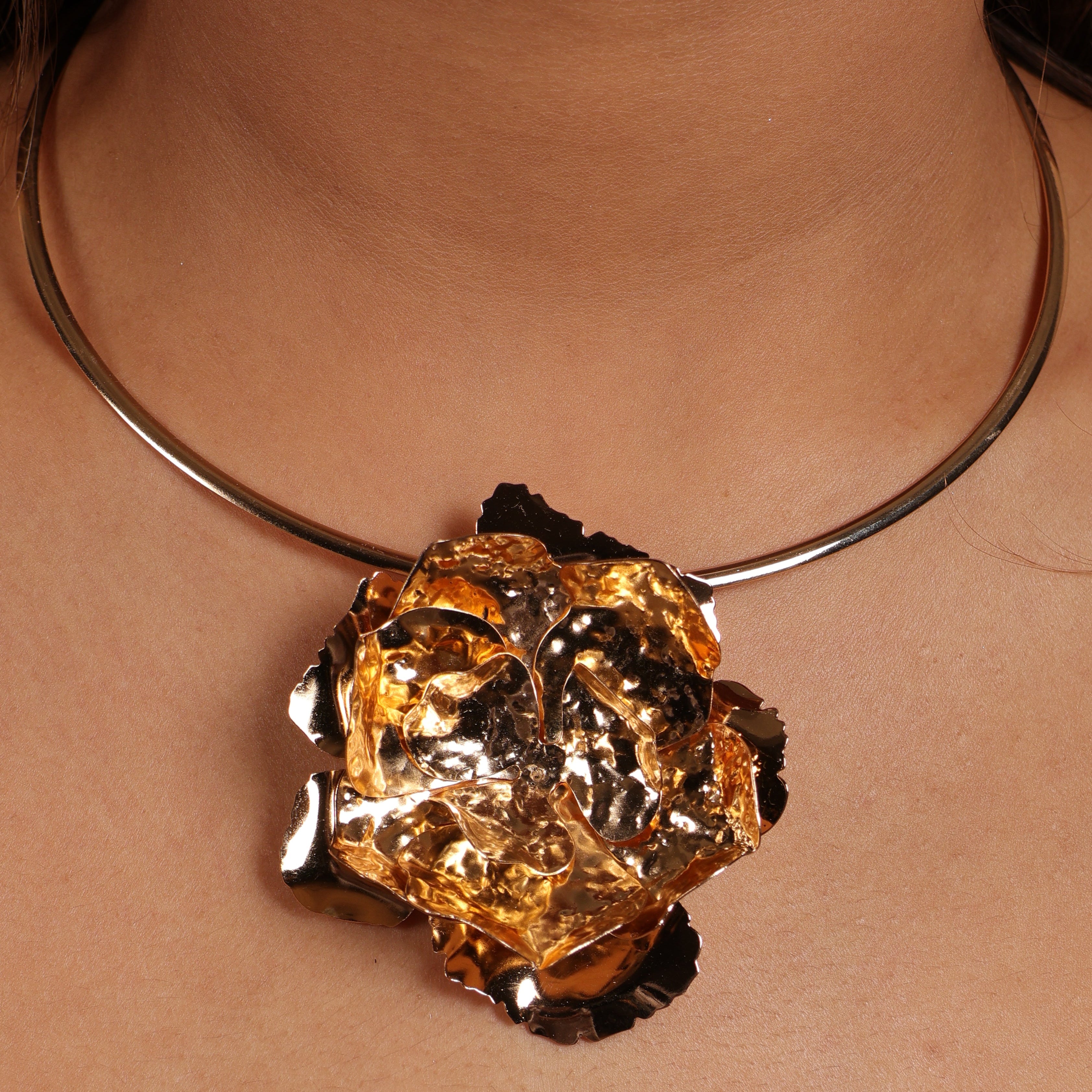 Molten Flower Necklace Set