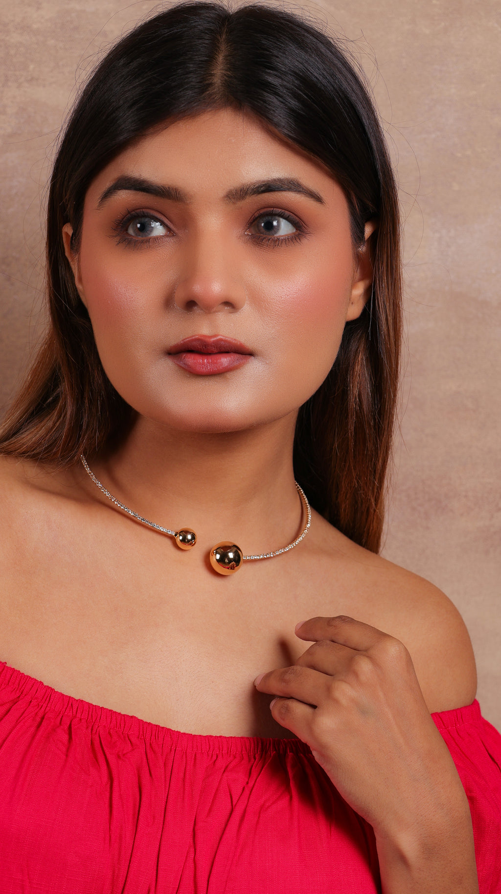 Axis Gold Choker