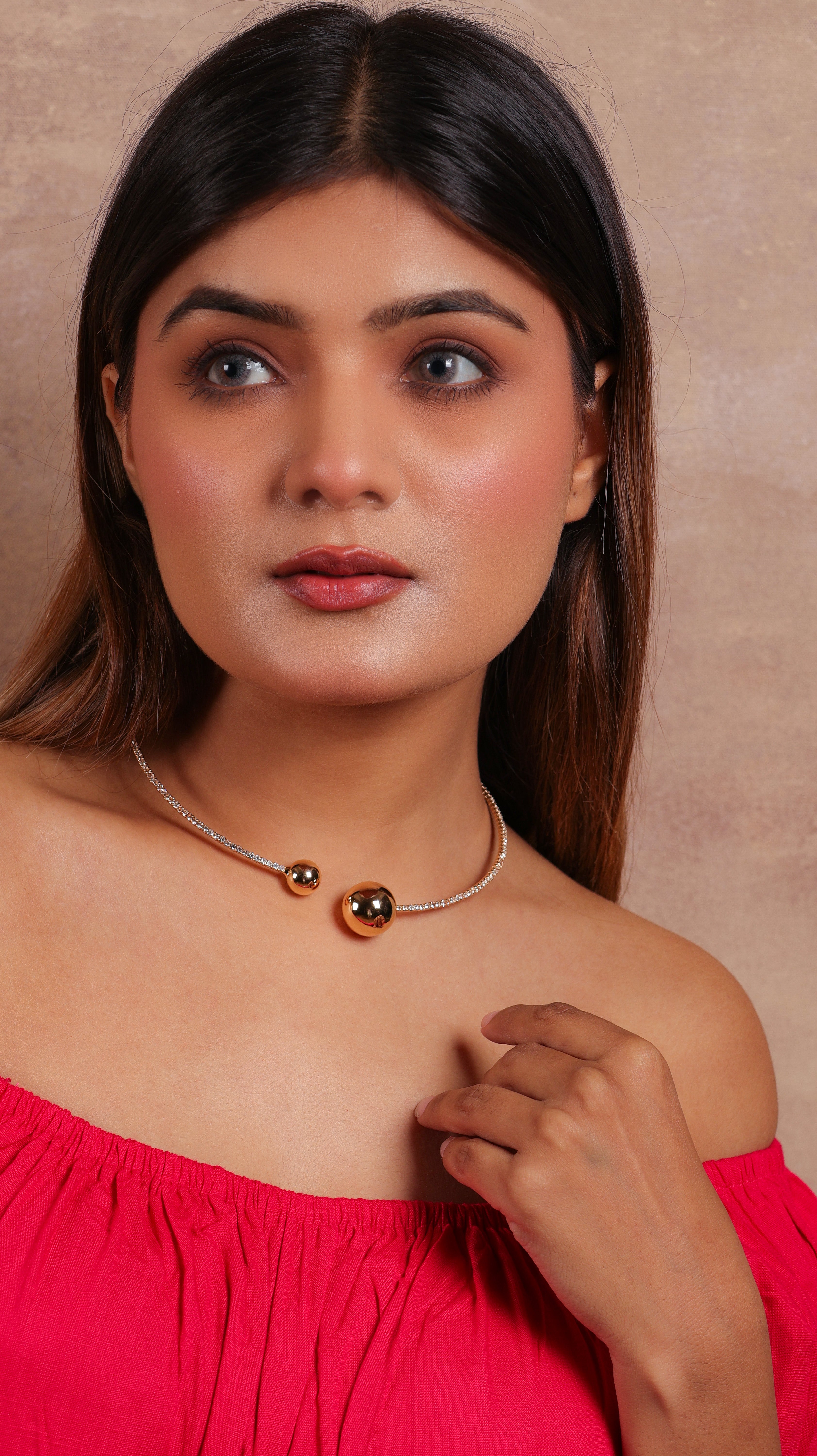 Axis Gold Choker
