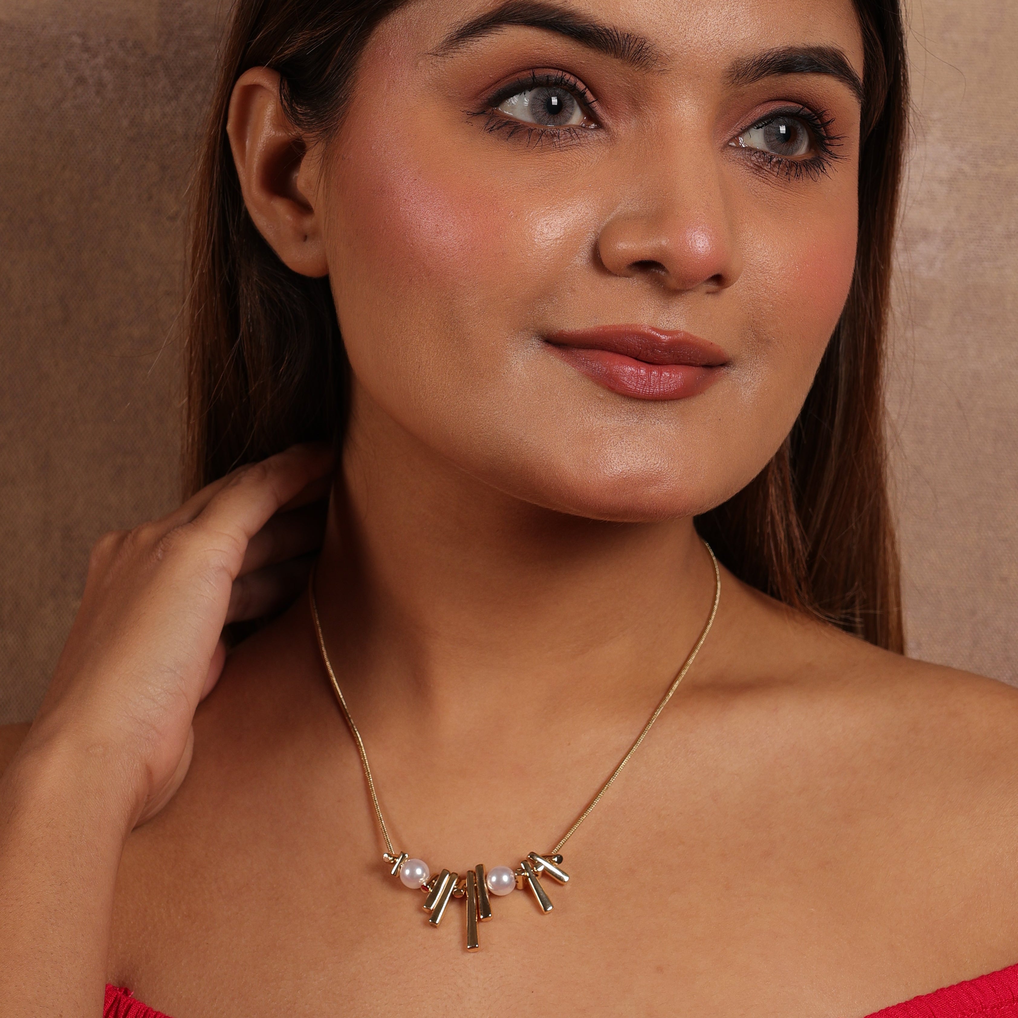 Pearl Rhytmic Necklace