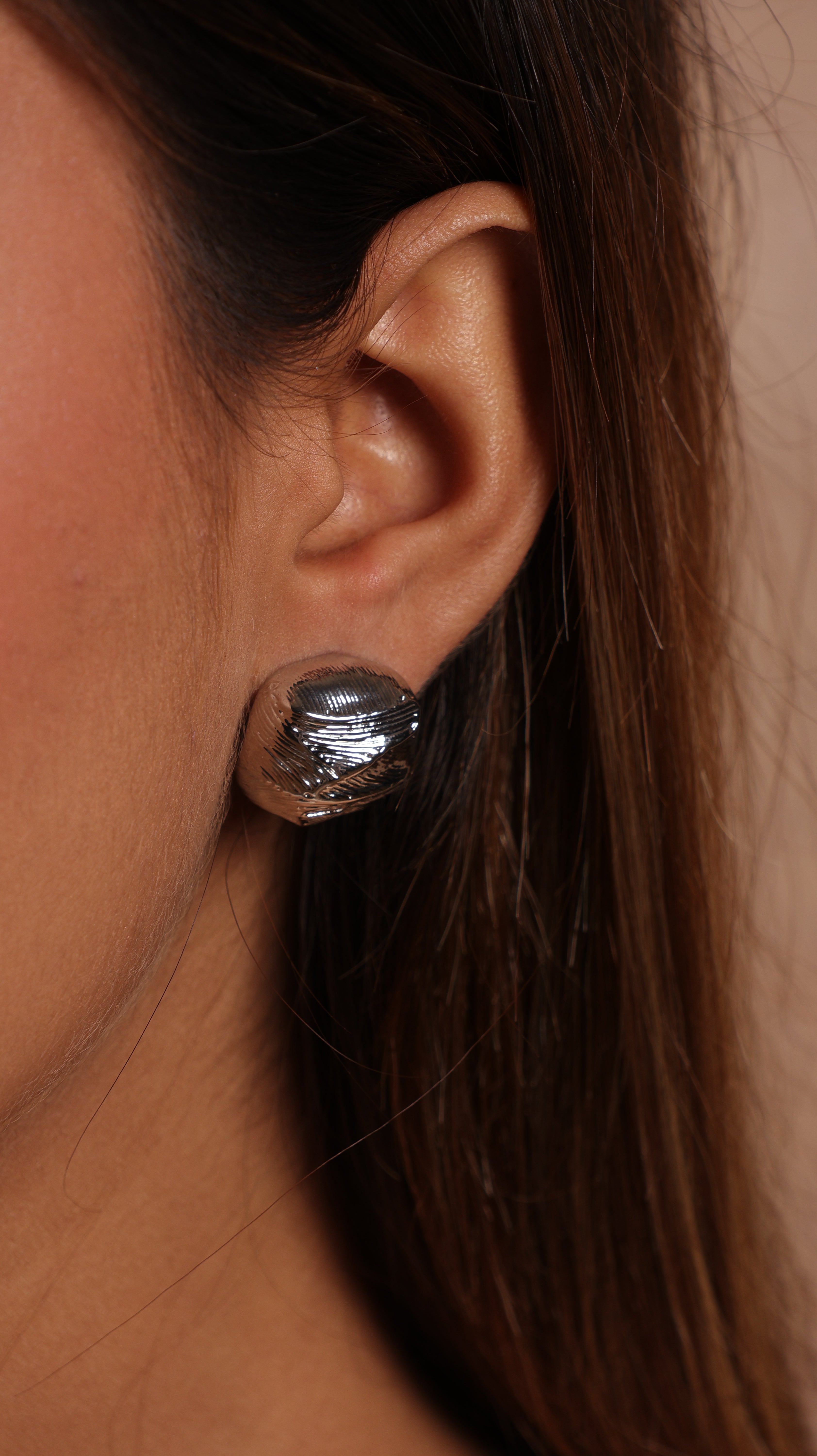 Dune Studs