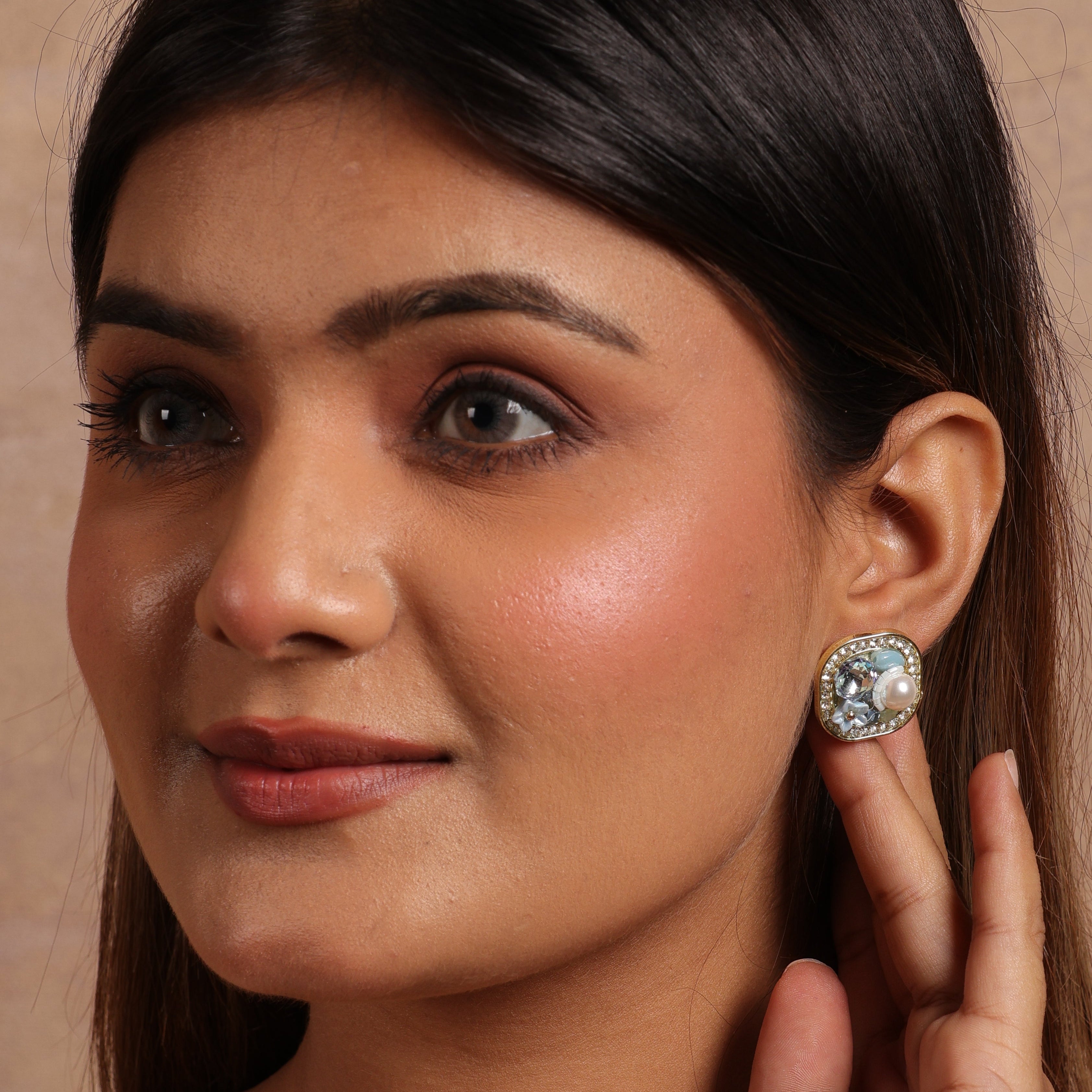 Frozen Sparkle Studs