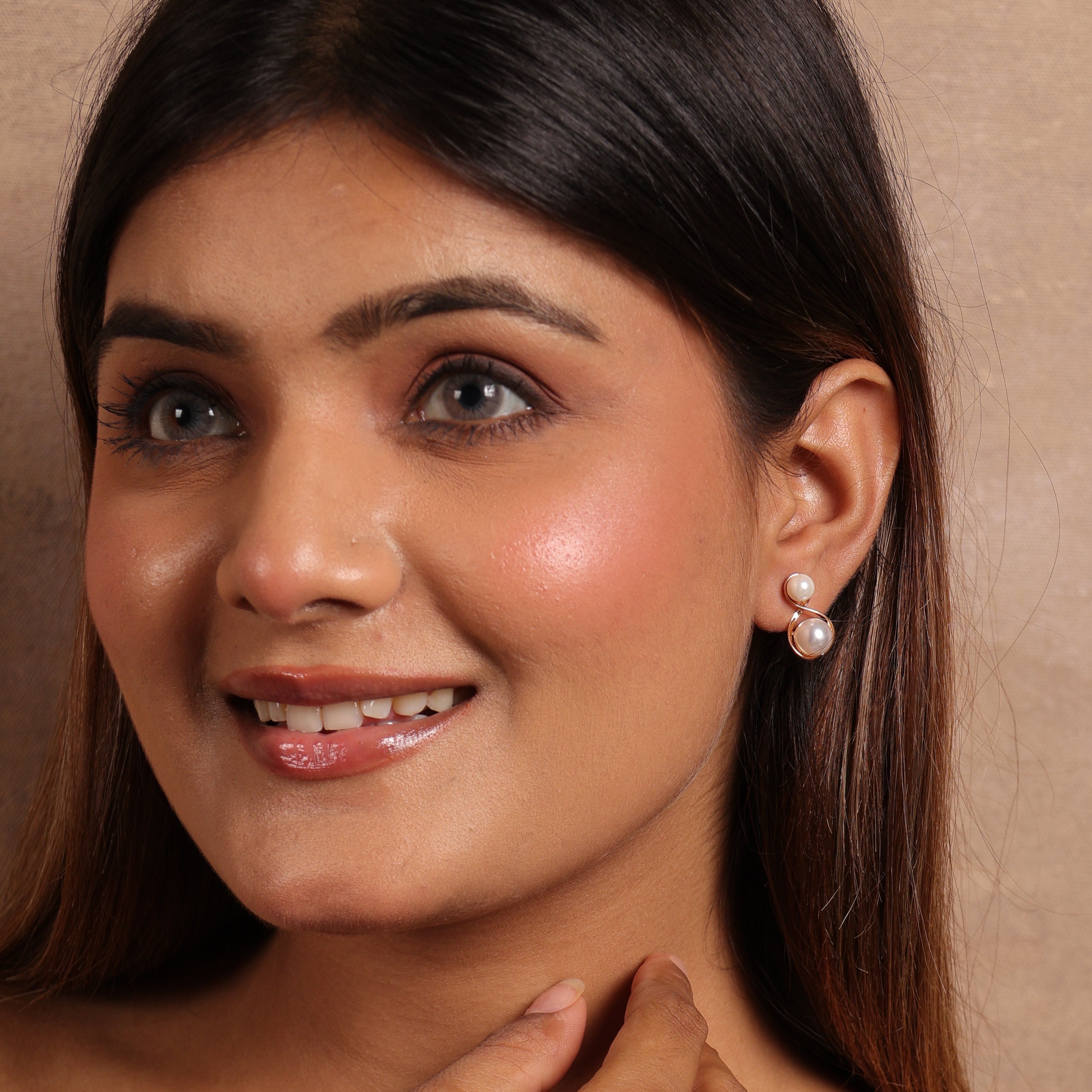 Infinity Pearl Studs