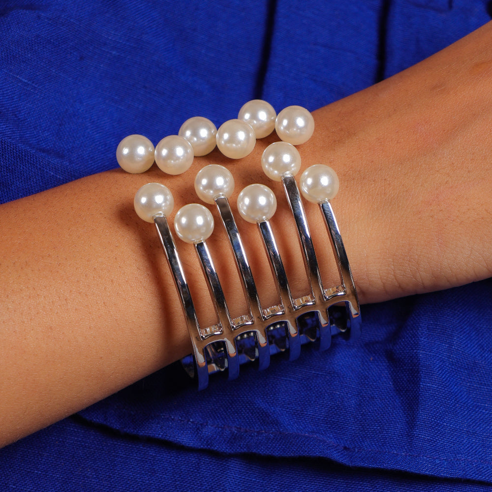 Pearl Cascade Bracelet