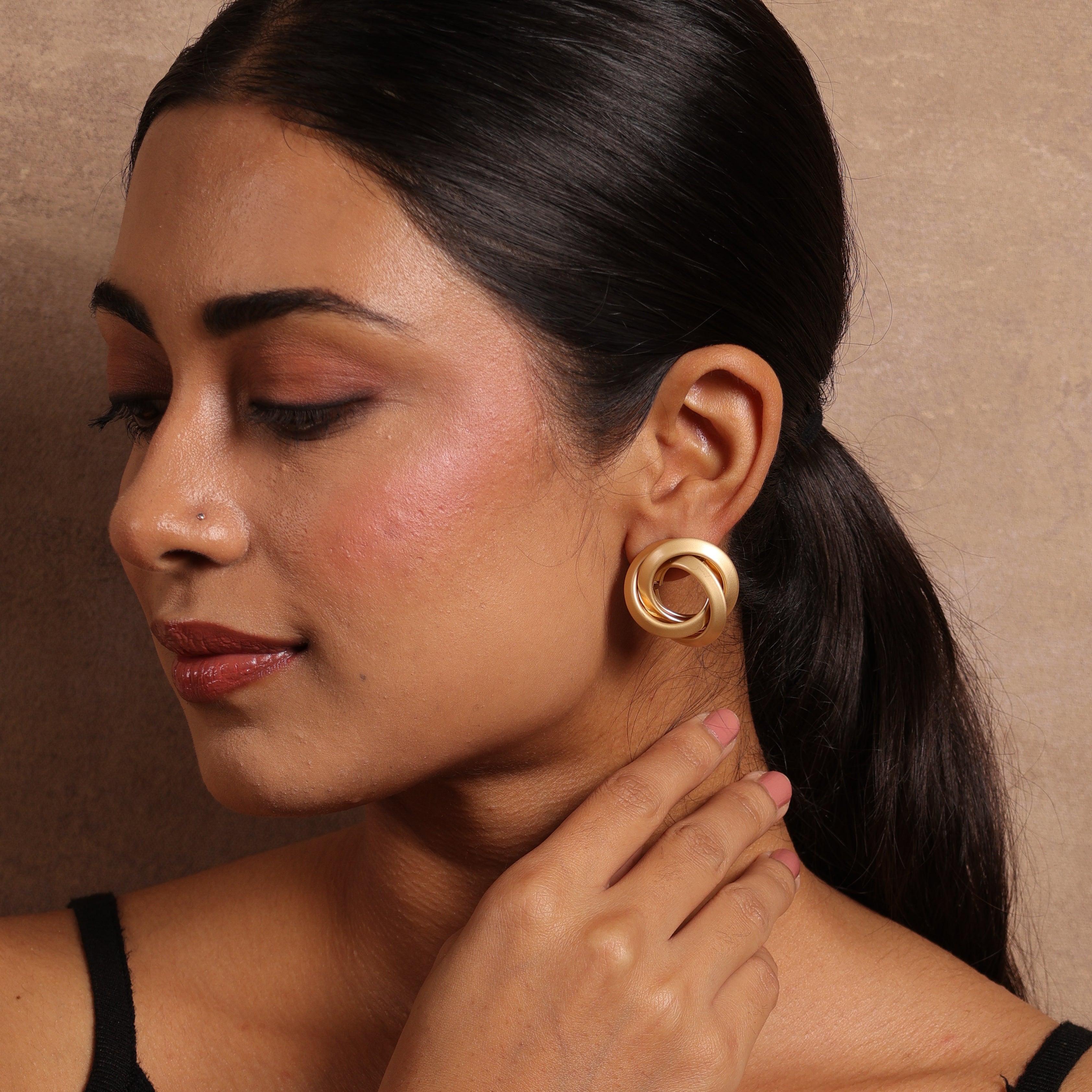 Matt Knotted Studs