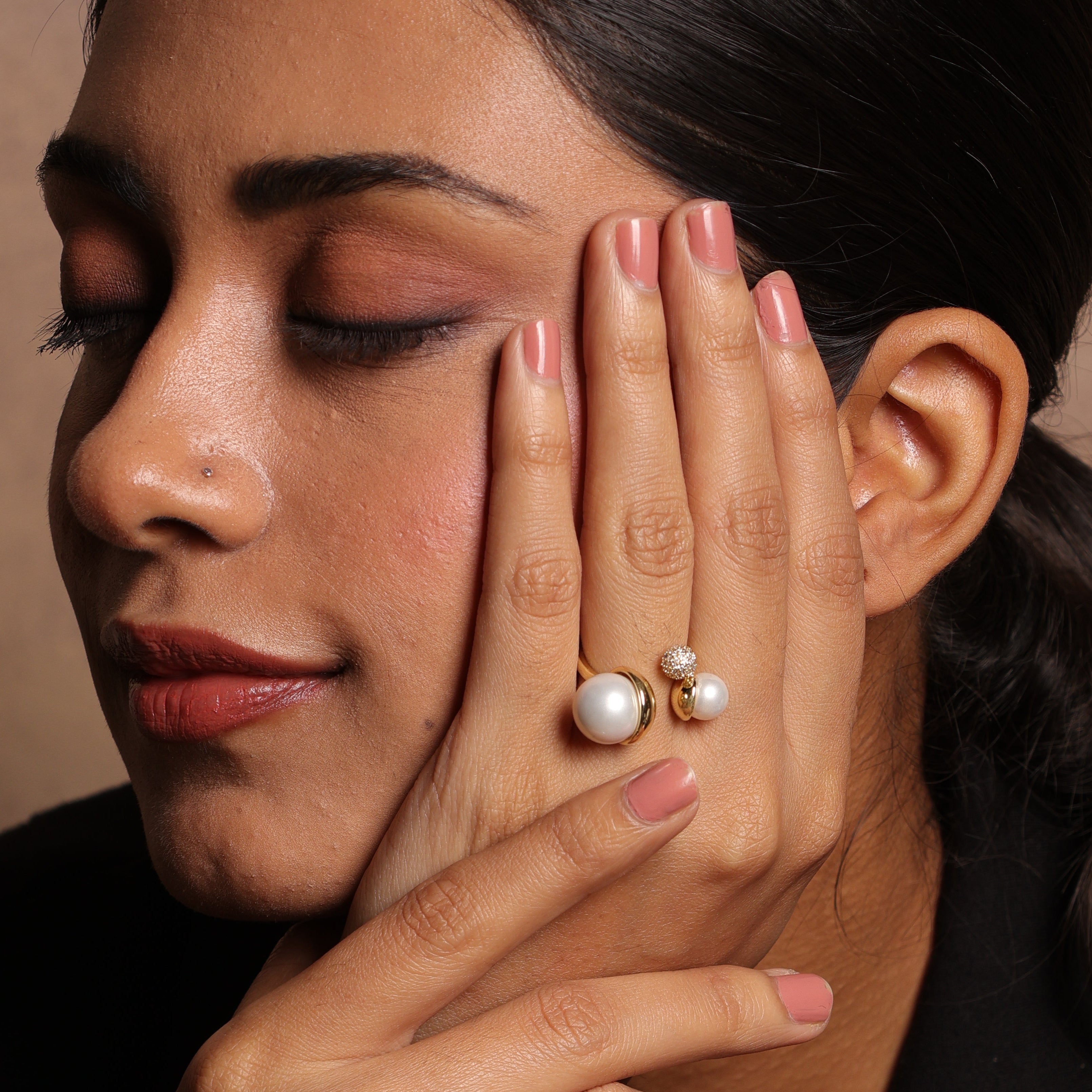 Pearl Radiance Duo Ring