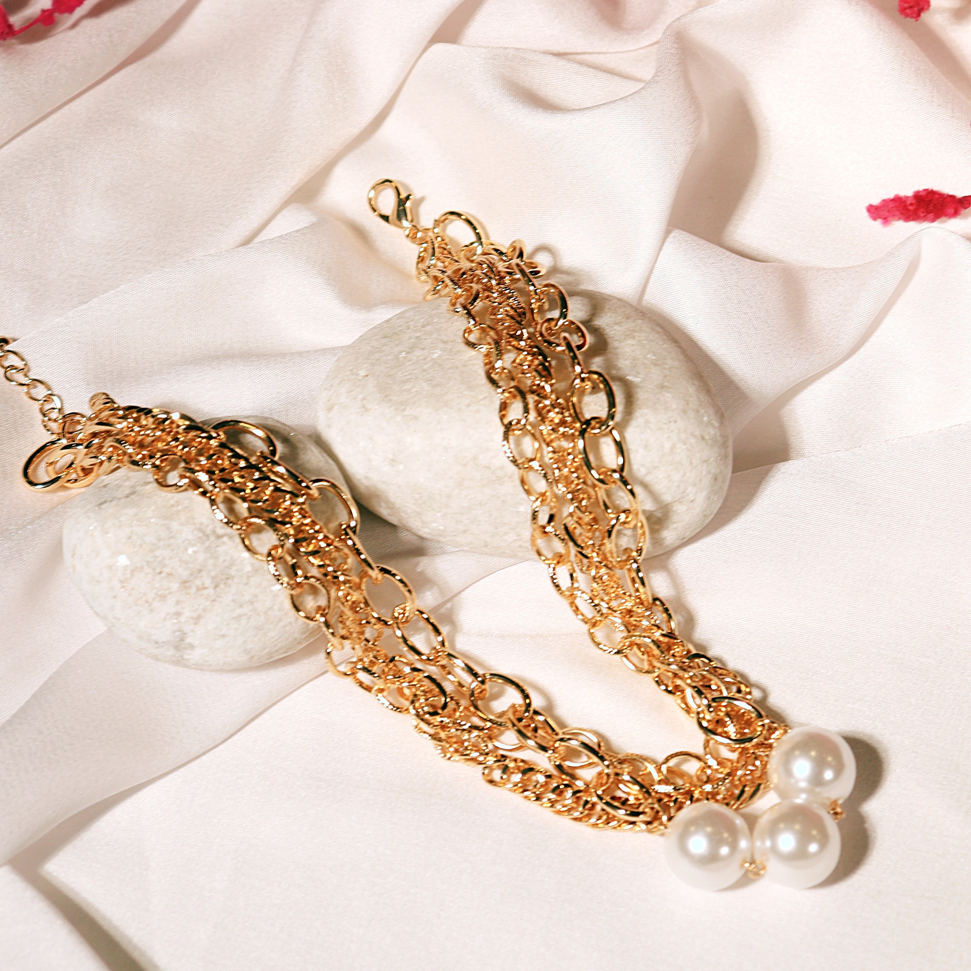 Multilayer Pearl Necklace