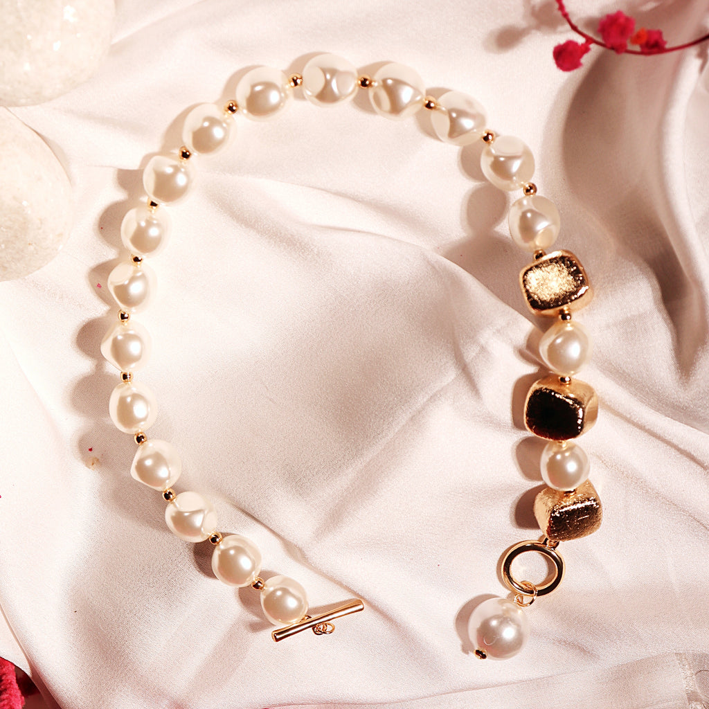 Pearl Monarch Neckpiece