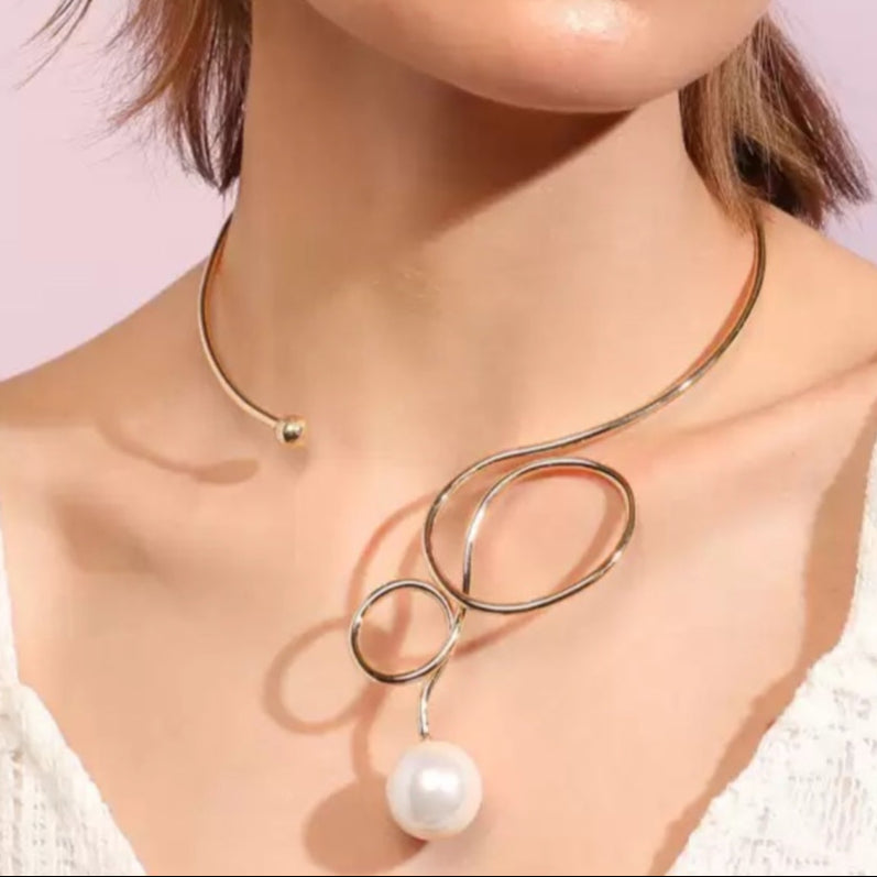 Pearl Choker